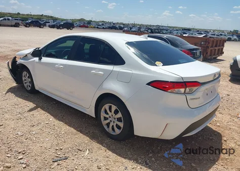 2022 Toyota Corolla Le z USA, uszkodzony, nr VIN 5YFEPMAE0NP360076